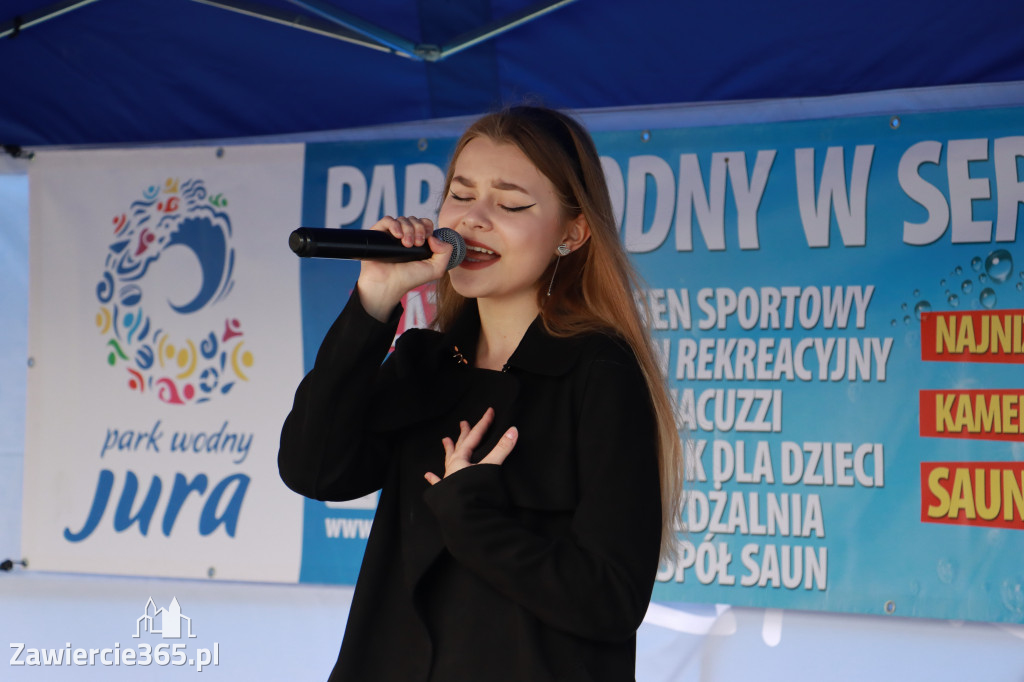 Fotorelacja - XI Ogólnopolski Marsz Seniora Łazy 2022r.