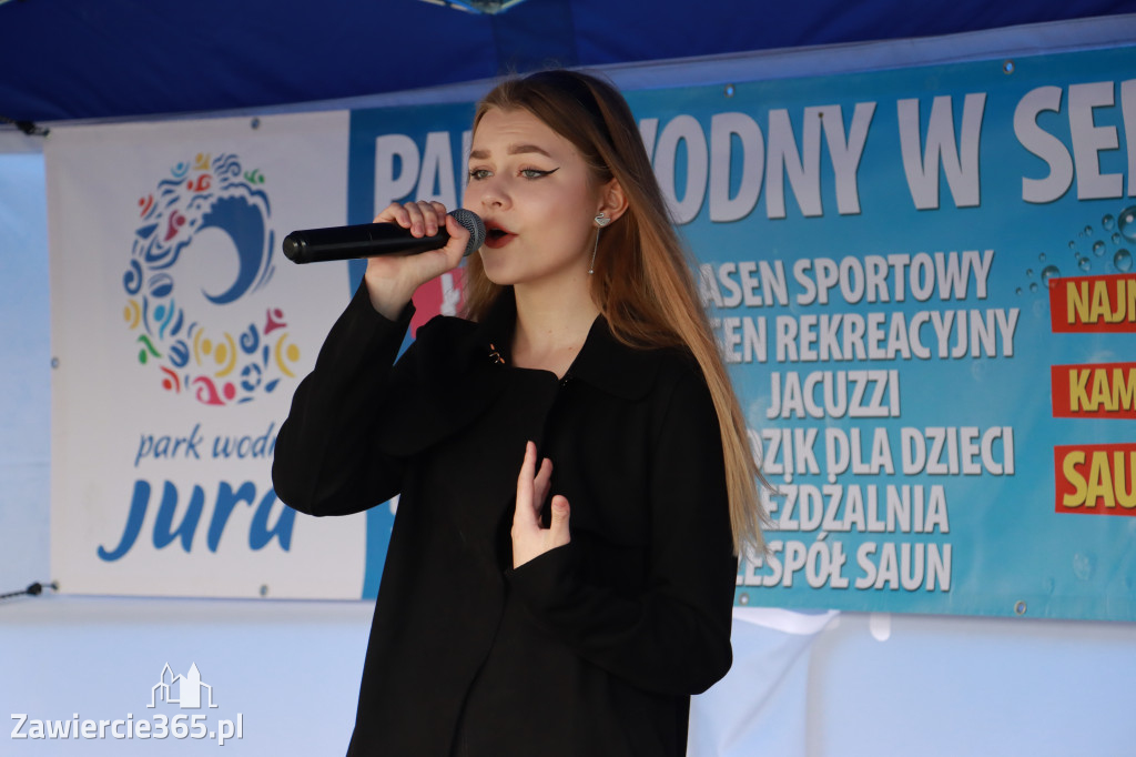 Fotorelacja - XI Ogólnopolski Marsz Seniora Łazy 2022r.