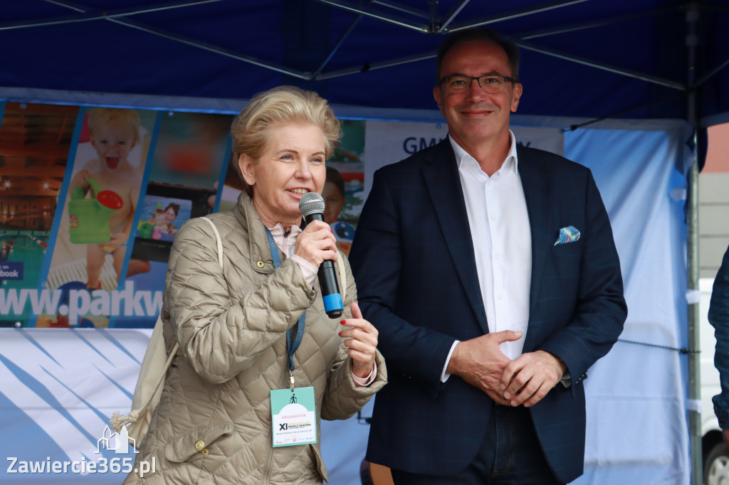 Fotorelacja - XI Ogólnopolski Marsz Seniora Łazy 2022r.