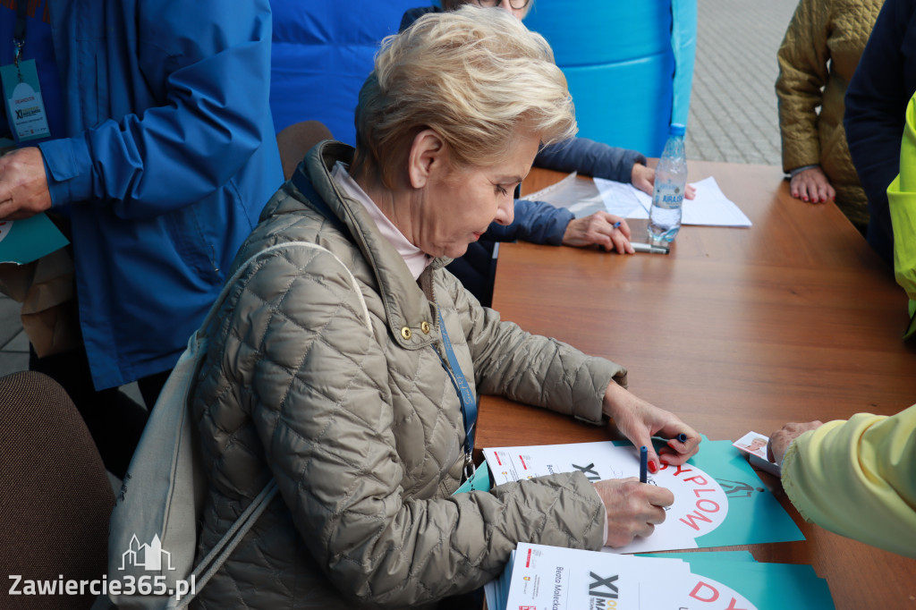 Fotorelacja - XI Ogólnopolski Marsz Seniora Łazy 2022r.