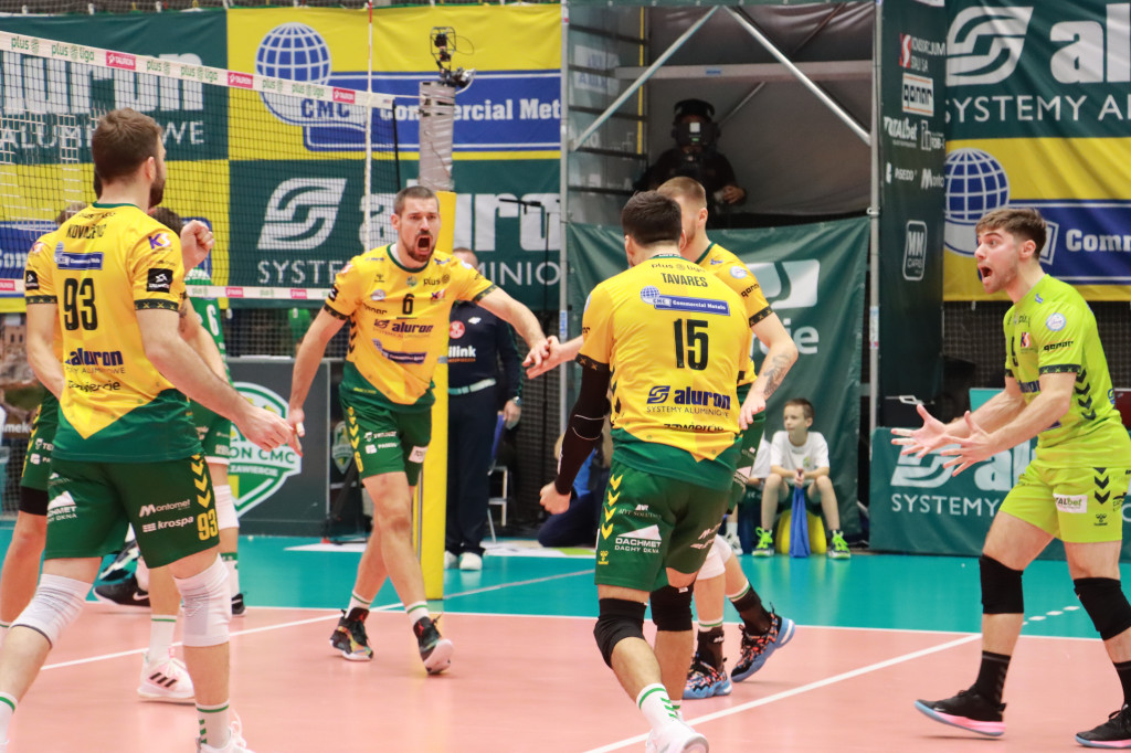 OLSZTYN LEPSZY PO TIE-BREAKU: FOTORELACJA