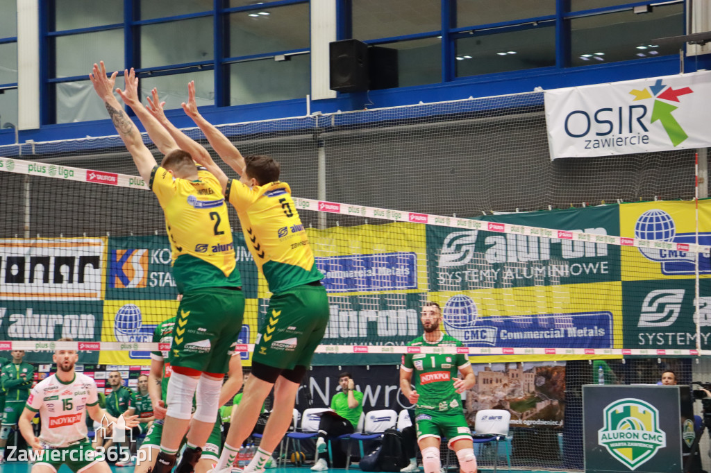 OLSZTYN LEPSZY PO TIE-BREAKU: FOTORELACJA