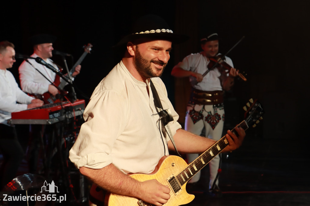 Fotorelacja - BACIARY w Zawierciu.