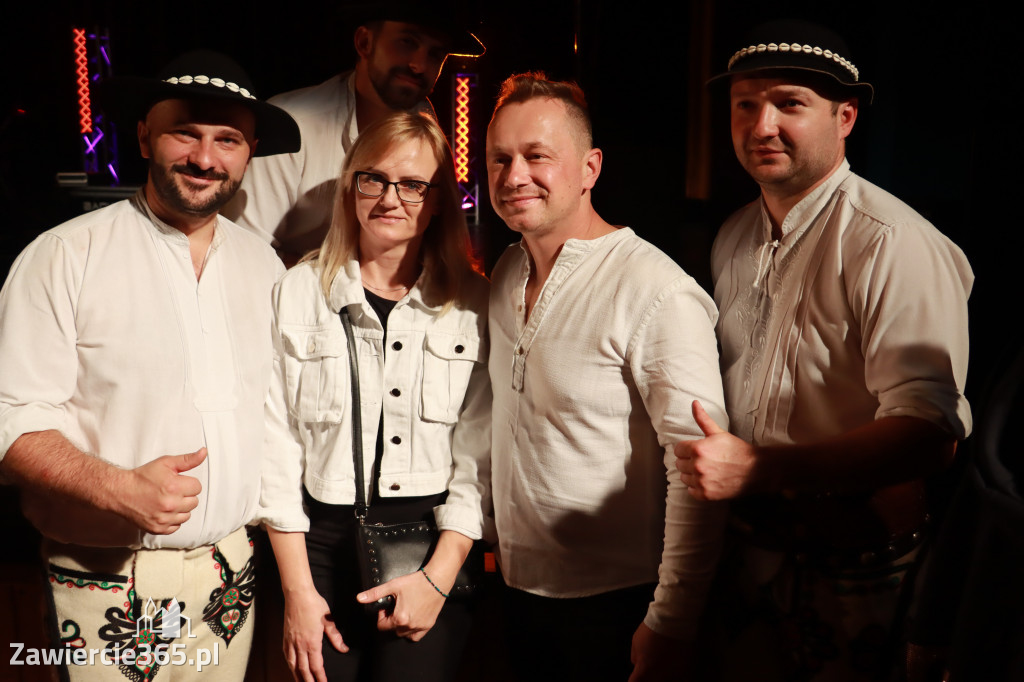 Fotorelacja - BACIARY w Zawierciu.