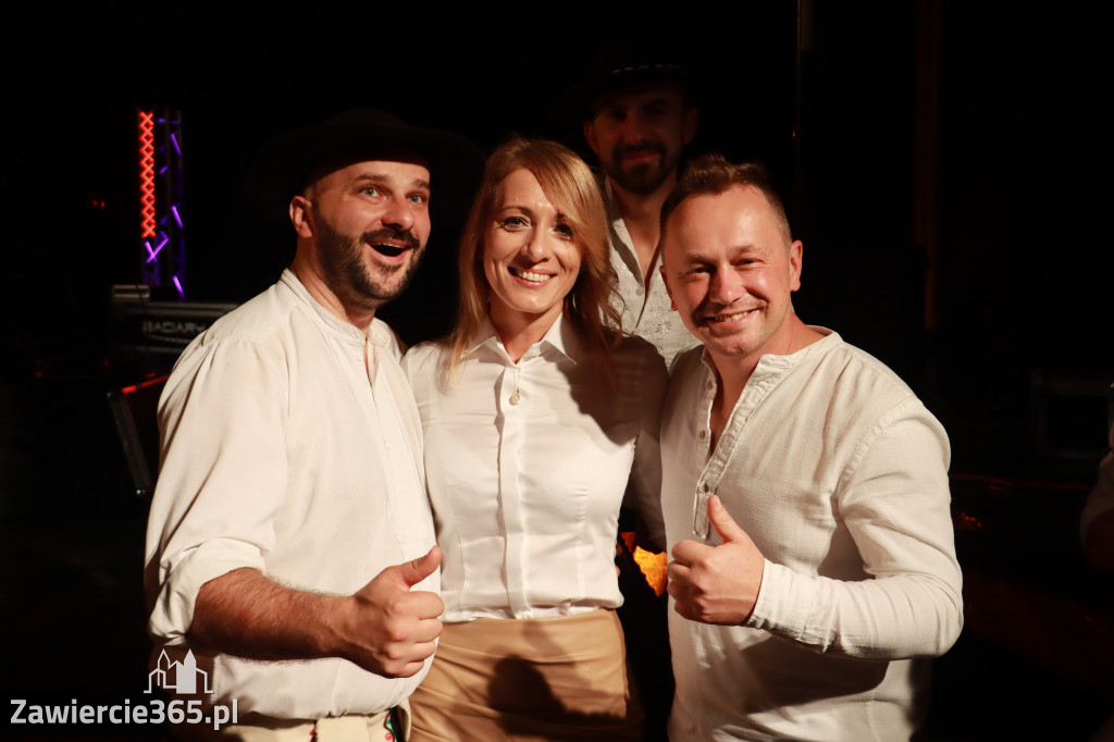 Fotorelacja - BACIARY w Zawierciu.