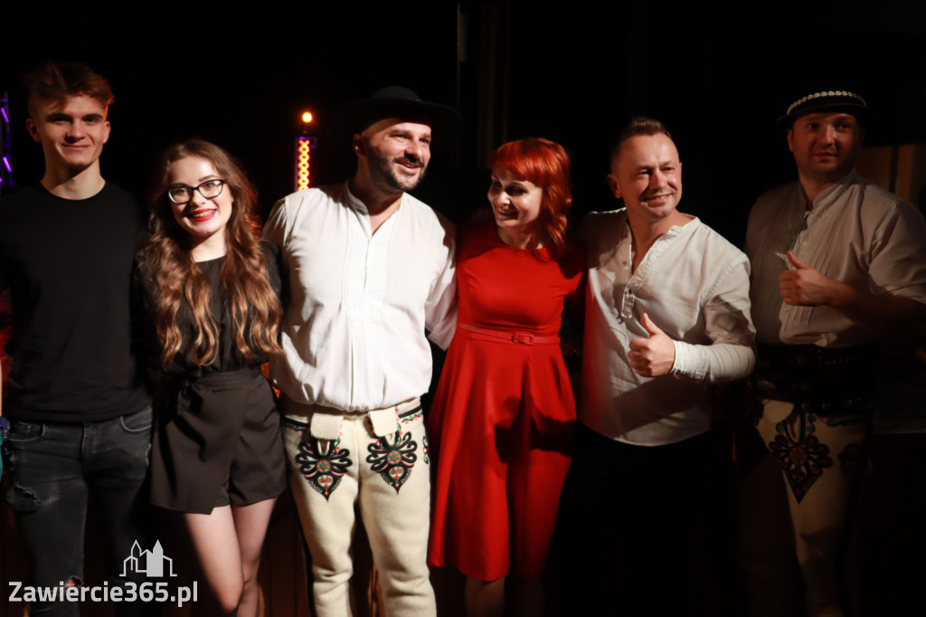 Fotorelacja - BACIARY w Zawierciu.