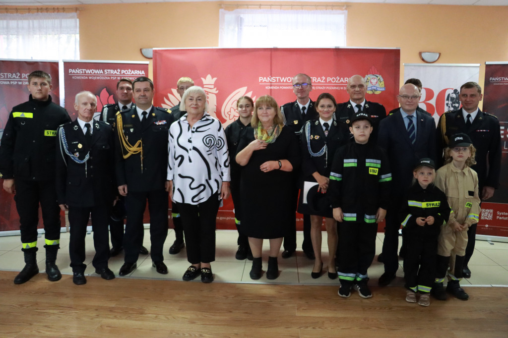 Fotorelacja - Wręczenie Promes Dotacji OSP MDP Ryczów