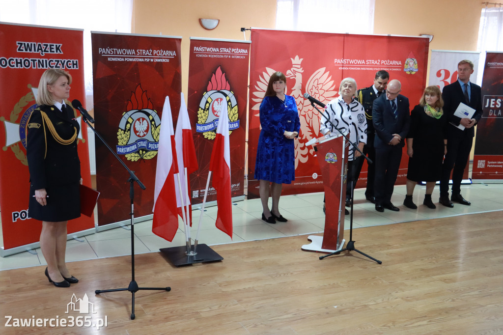 Fotorelacja - Wręczenie Promes Dotacji OSP MDP Ryczów