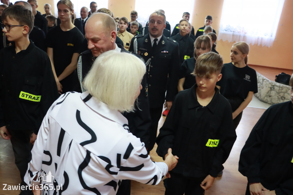 Fotorelacja - Wręczenie Promes Dotacji OSP MDP Ryczów