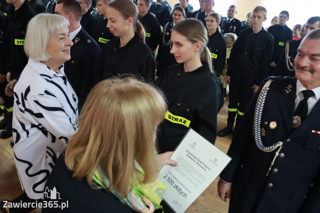 Fotorelacja - Wręczenie Promes Dotacji OSP MDP Ryczów