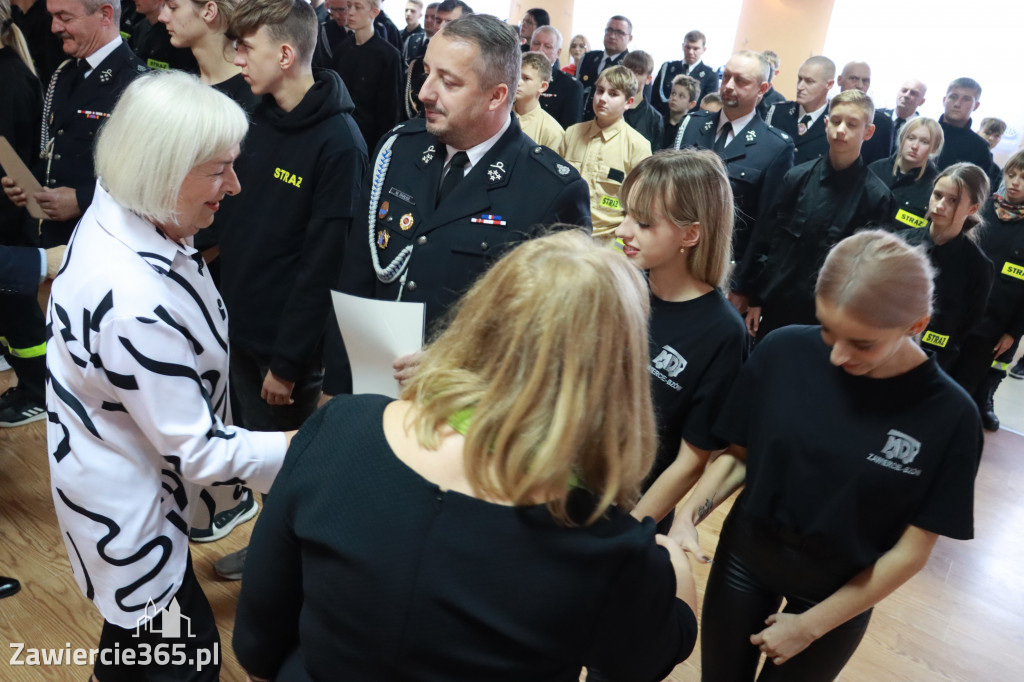 Fotorelacja - Wręczenie Promes Dotacji OSP MDP Ryczów