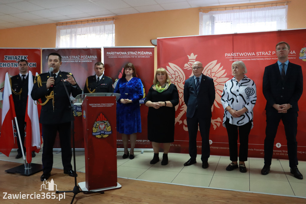 Fotorelacja - Wręczenie Promes Dotacji OSP MDP Ryczów