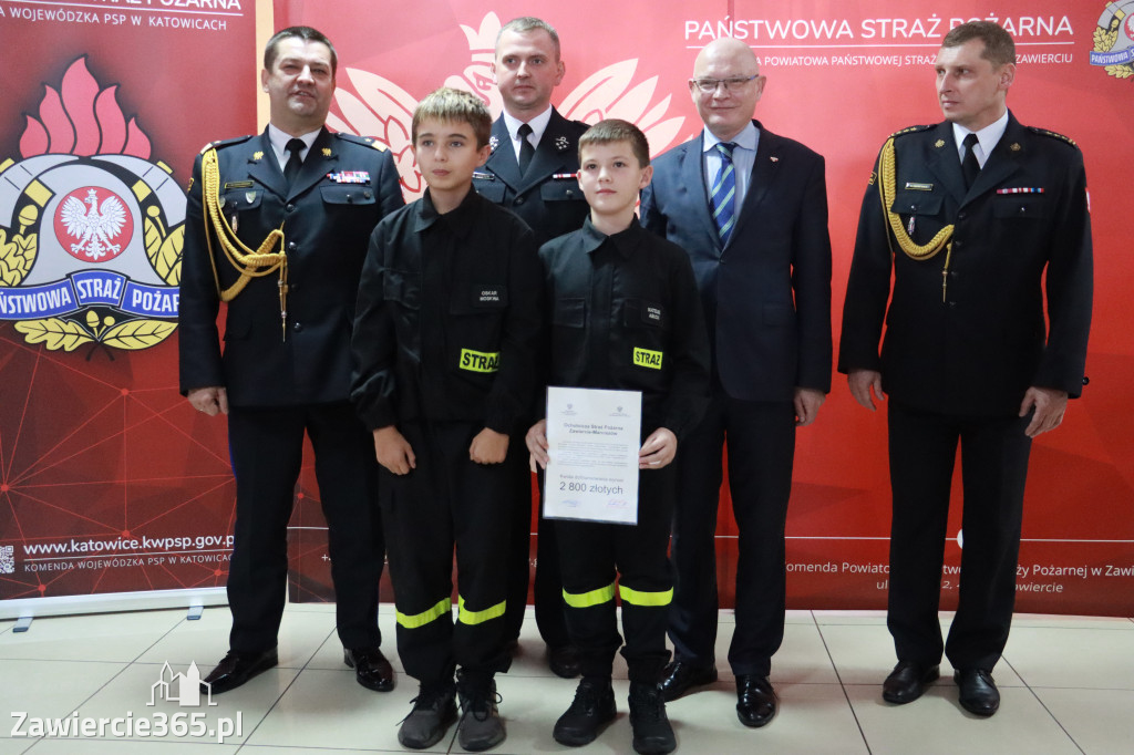 Fotorelacja - Wręczenie Promes Dotacji OSP MDP Ryczów