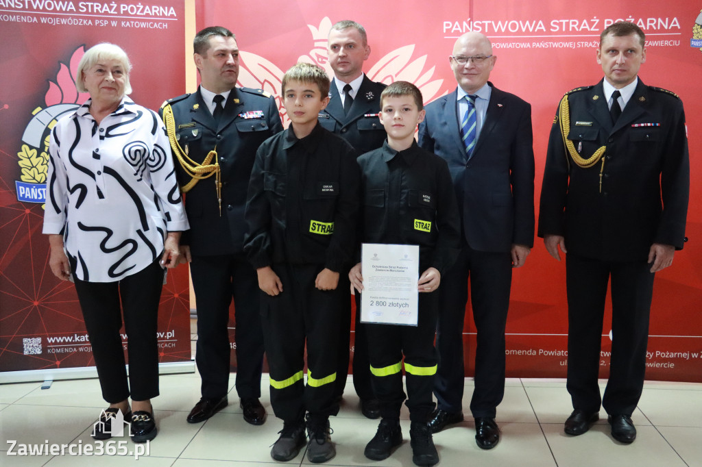 Fotorelacja - Wręczenie Promes Dotacji OSP MDP Ryczów