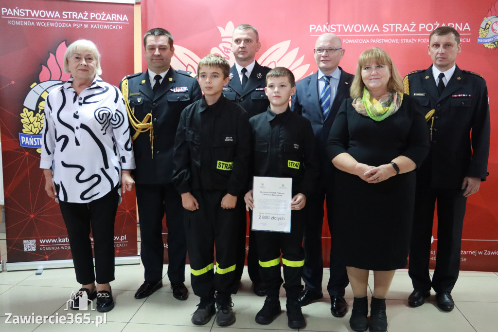 Fotorelacja - Wręczenie Promes Dotacji OSP MDP Ryczów
