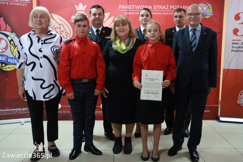 Fotorelacja - Wręczenie Promes Dotacji OSP MDP Ryczów