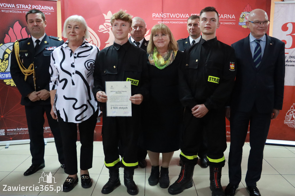 Fotorelacja - Wręczenie Promes Dotacji OSP MDP Ryczów