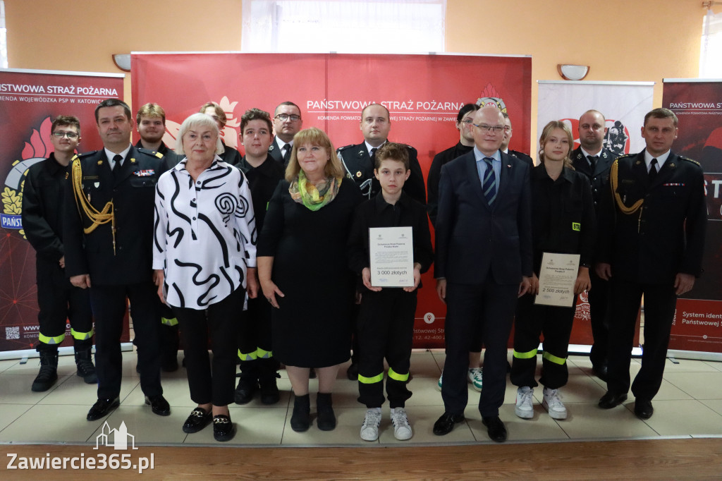 Fotorelacja - Wręczenie Promes Dotacji OSP MDP Ryczów