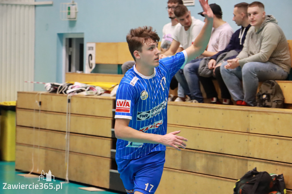 W piątej kolejce pierwszoligowych rozgrywek wygrywamy z ASPR Zawadzkie 38-28
