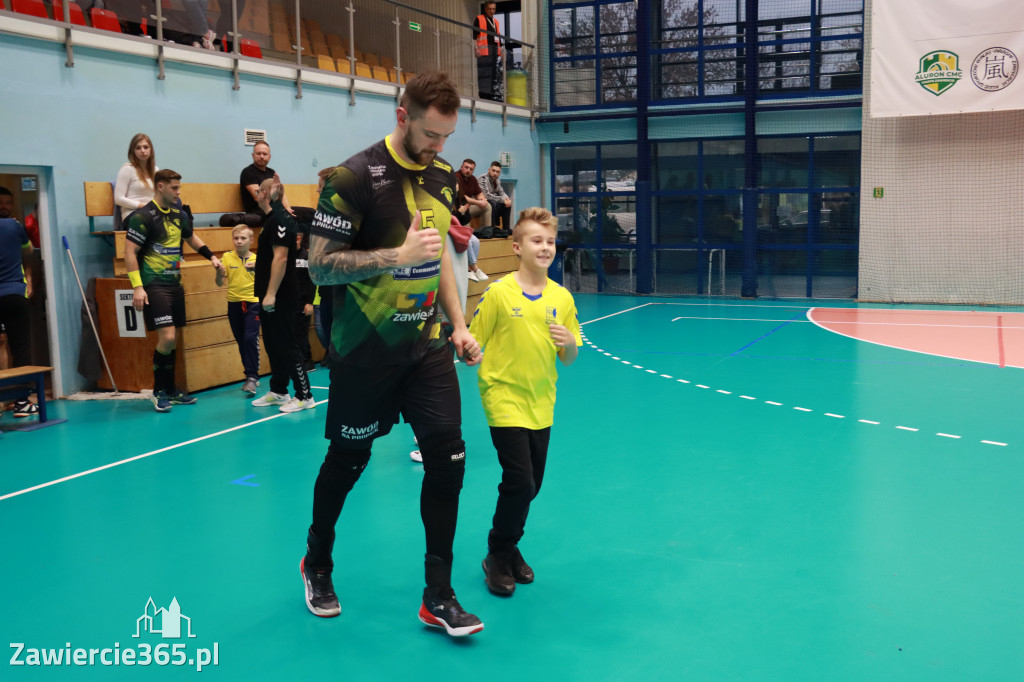 W piątej kolejce pierwszoligowych rozgrywek wygrywamy z ASPR Zawadzkie 38-28