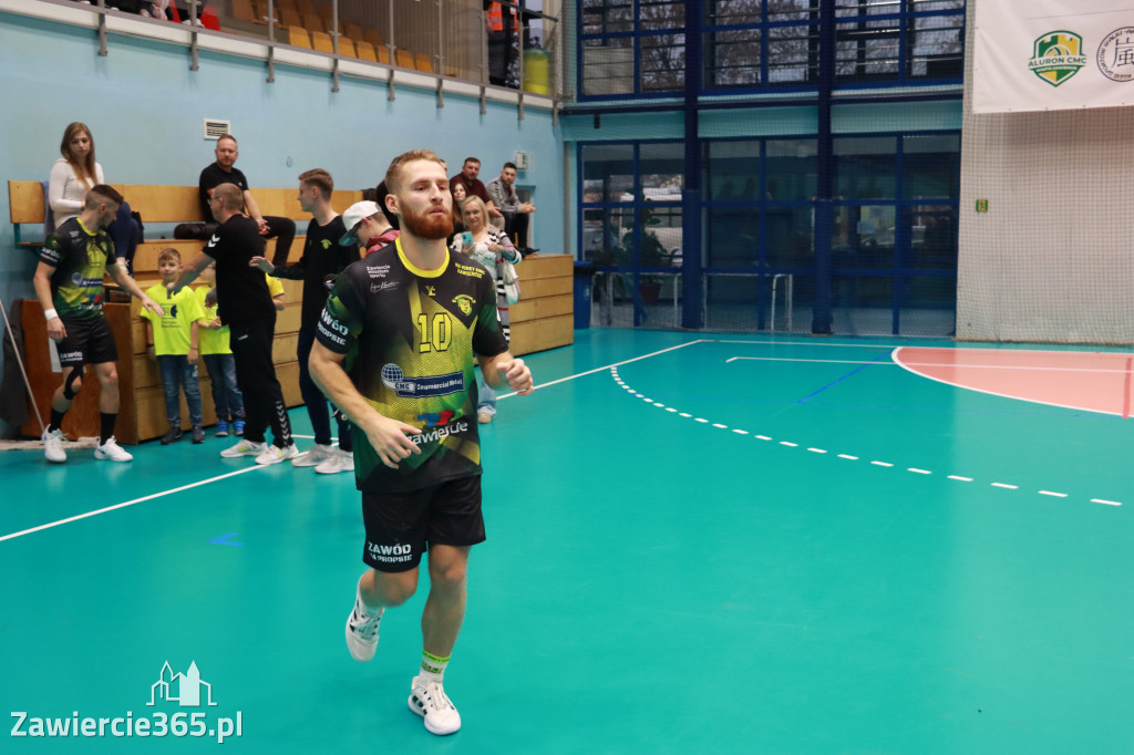 W piątej kolejce pierwszoligowych rozgrywek wygrywamy z ASPR Zawadzkie 38-28