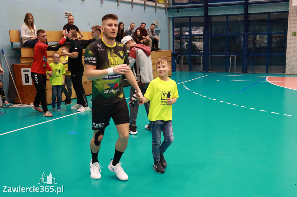 W piątej kolejce pierwszoligowych rozgrywek wygrywamy z ASPR Zawadzkie 38-28