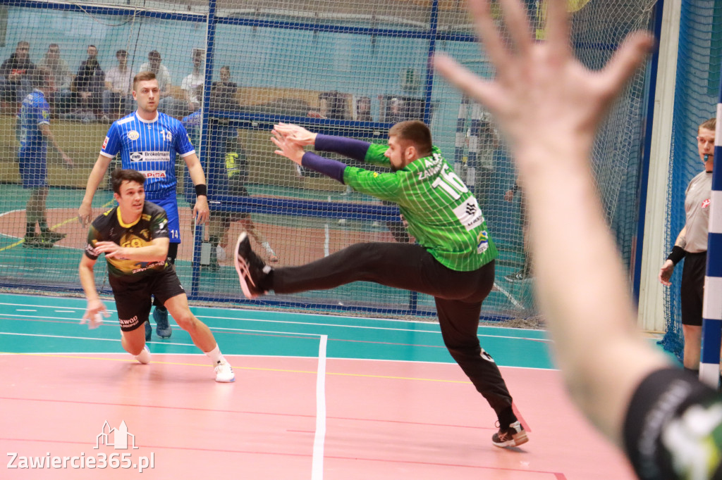 W piątej kolejce pierwszoligowych rozgrywek wygrywamy z ASPR Zawadzkie 38-28