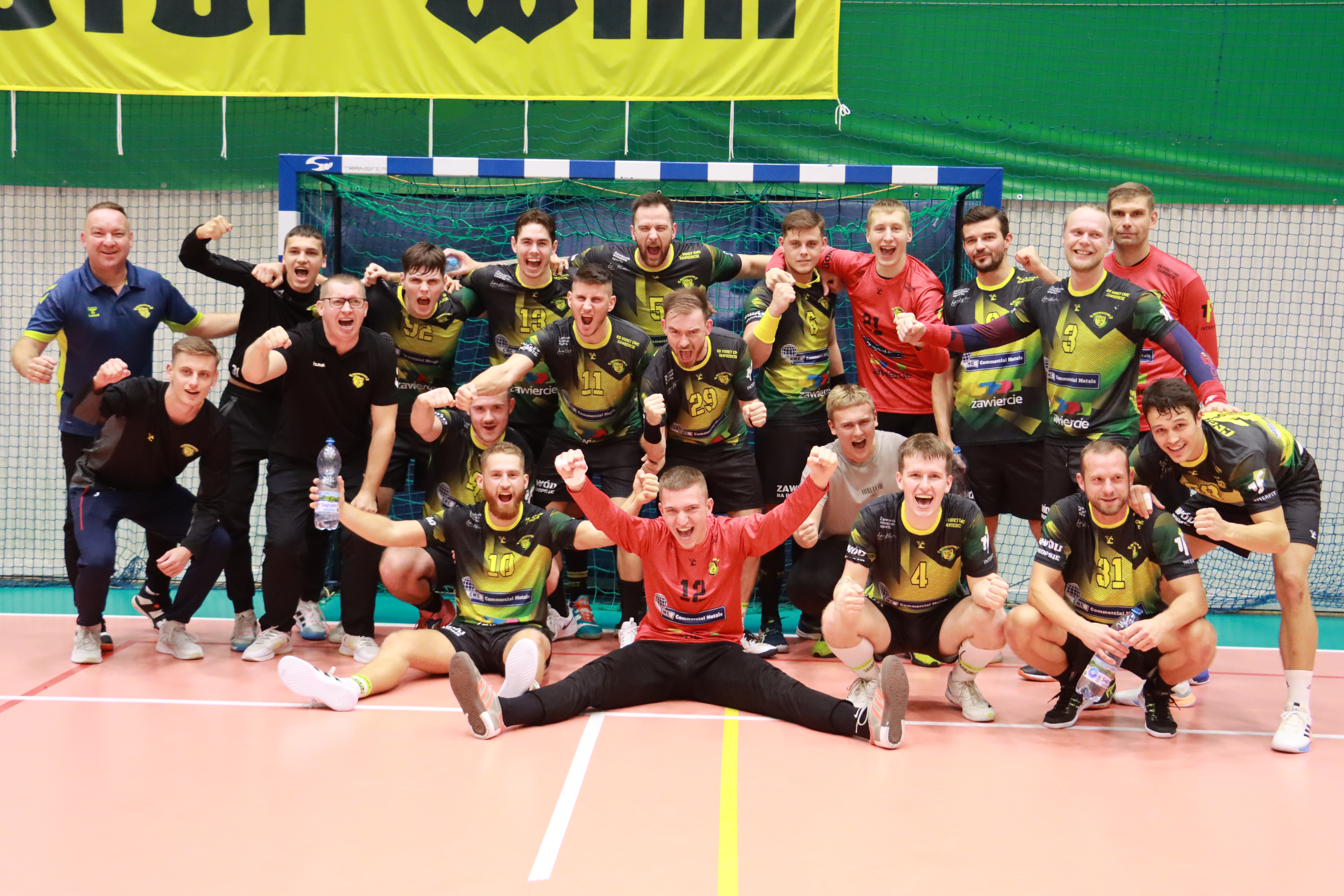 W piątej kolejce pierwszoligowych rozgrywek wygrywamy z ASPR Zawadzkie 38-28