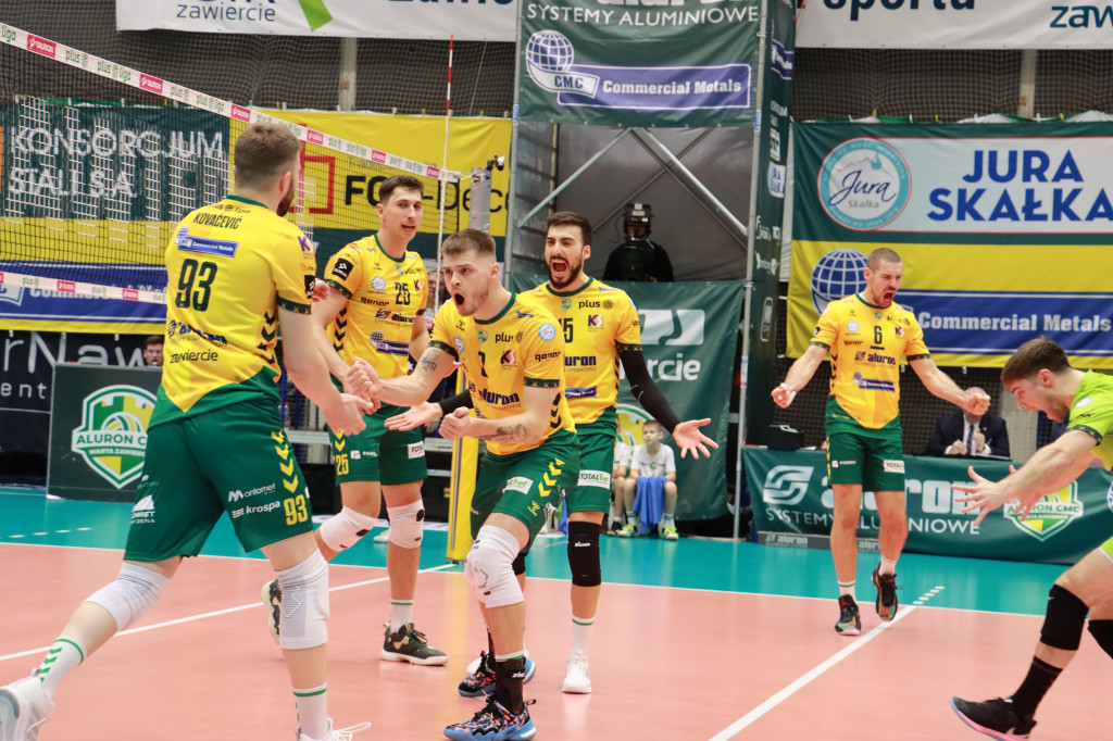 GIEKSA POKONANA 3:0 w meczu 7. kolejki PlusLigi.