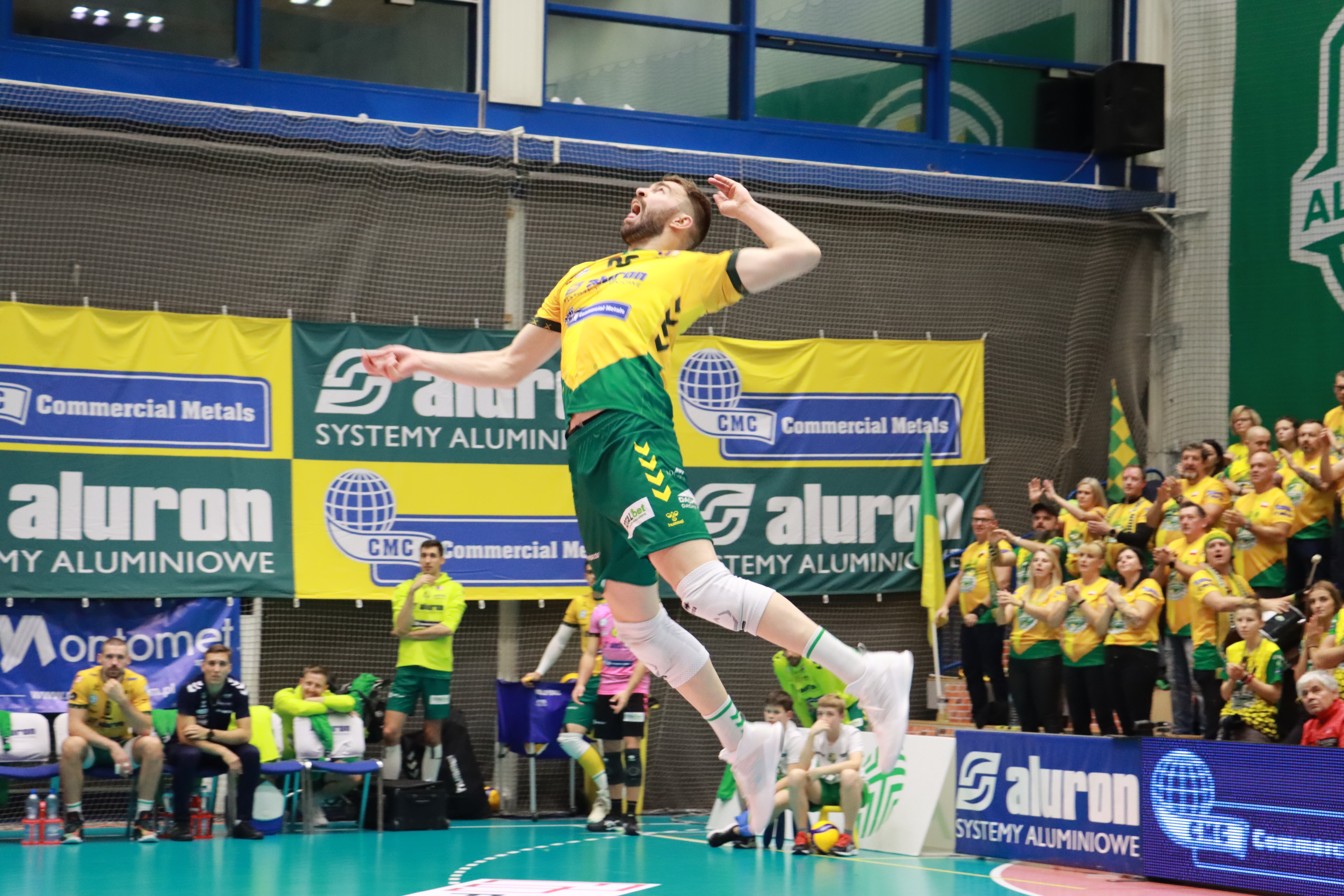 GIEKSA POKONANA 3:0 w meczu 7. kolejki PlusLigi.