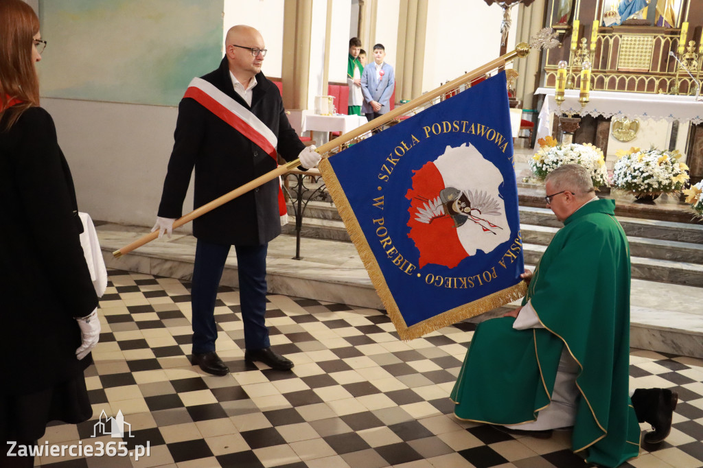Fotorelacja - Poświęcenie Standaru Sp1 w Porębie