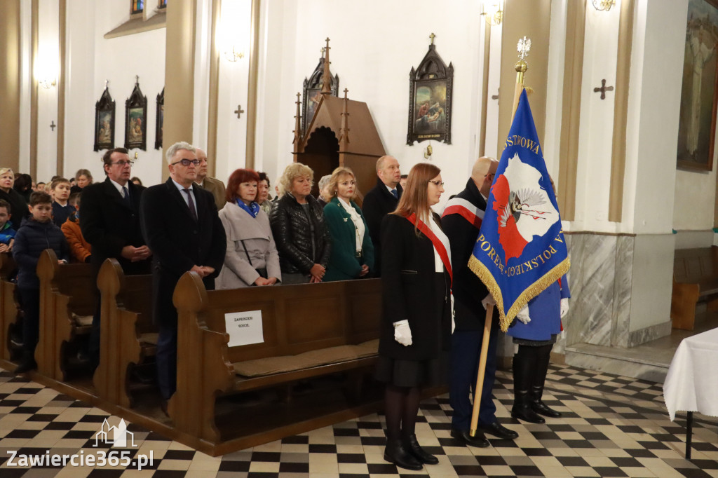 Fotorelacja - Poświęcenie Standaru Sp1 w Porębie
