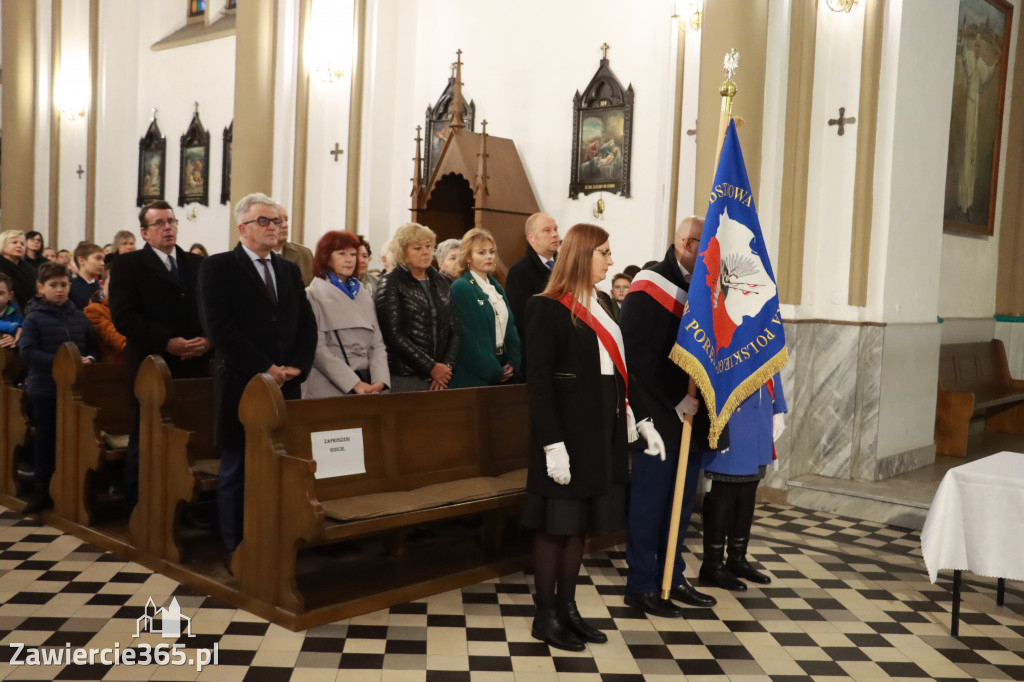 Fotorelacja - Poświęcenie Standaru Sp1 w Porębie