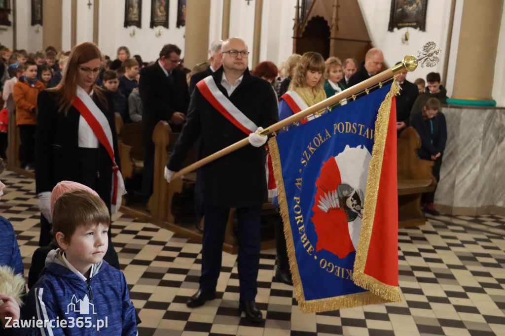 Fotorelacja - Poświęcenie Standaru Sp1 w Porębie