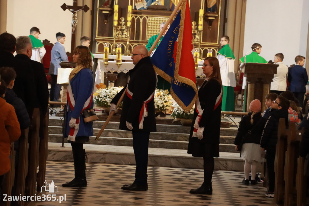 Fotorelacja - Poświęcenie Standaru Sp1 w Porębie