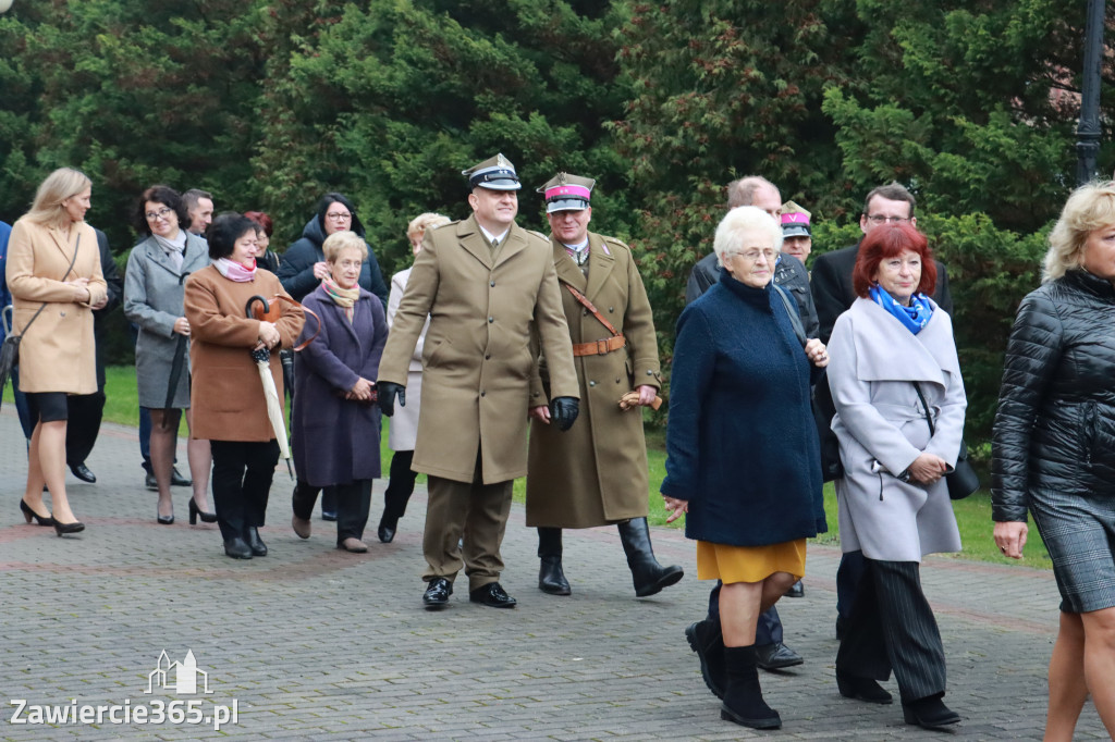 Fotorelacja - Poświęcenie Standaru Sp1 w Porębie