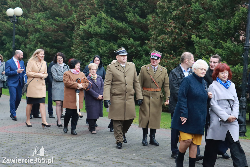 Fotorelacja - Poświęcenie Standaru Sp1 w Porębie
