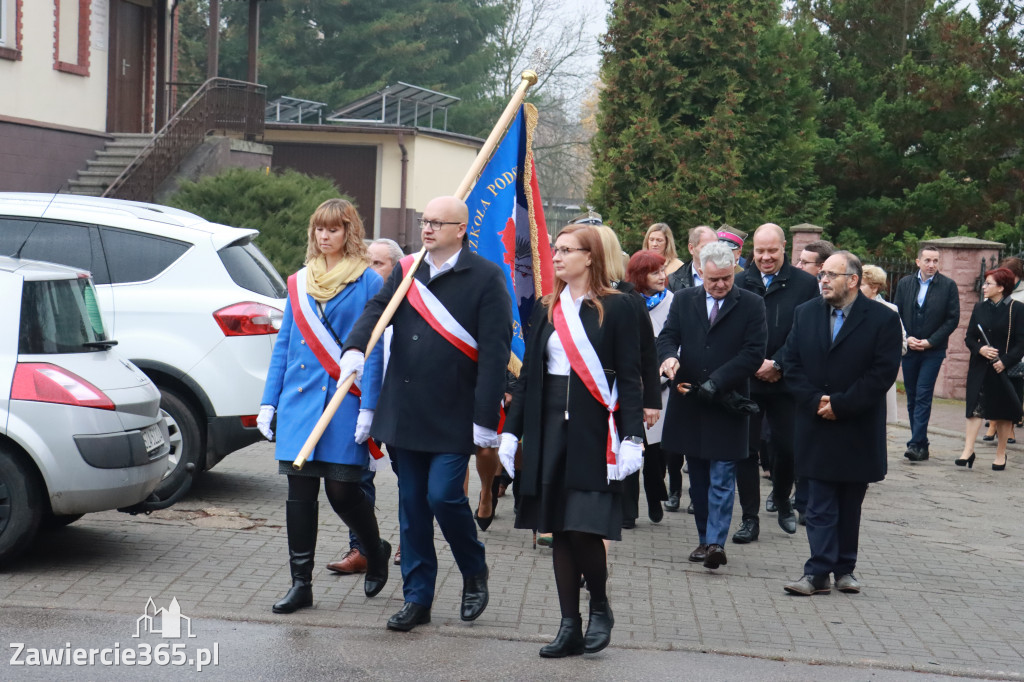 Fotorelacja - Poświęcenie Standaru Sp1 w Porębie