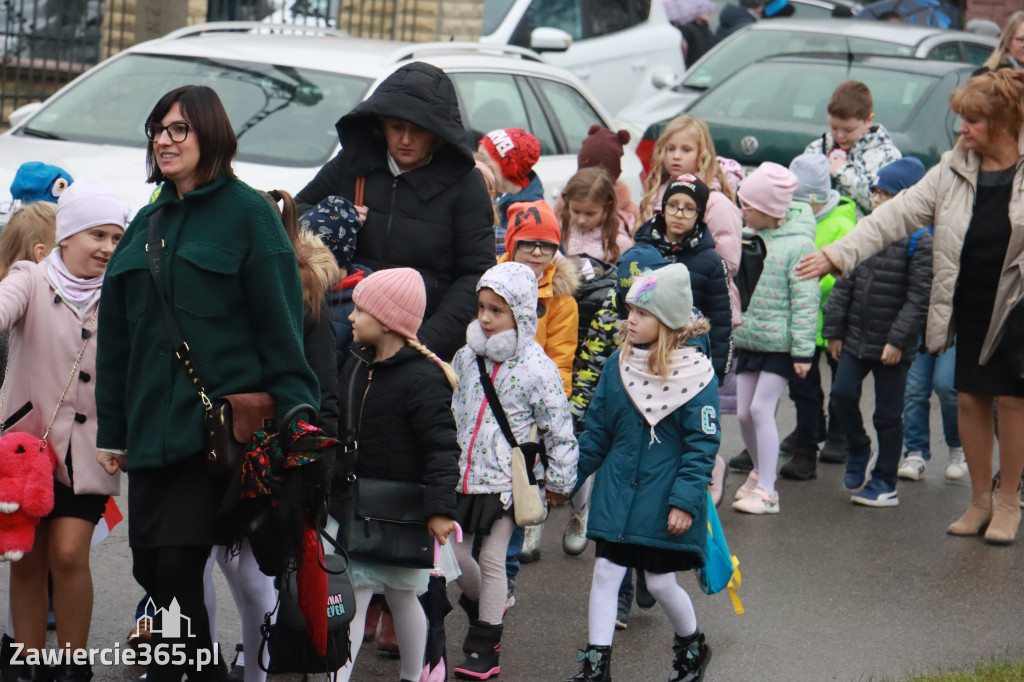 Fotorelacja - Poświęcenie Standaru Sp1 w Porębie