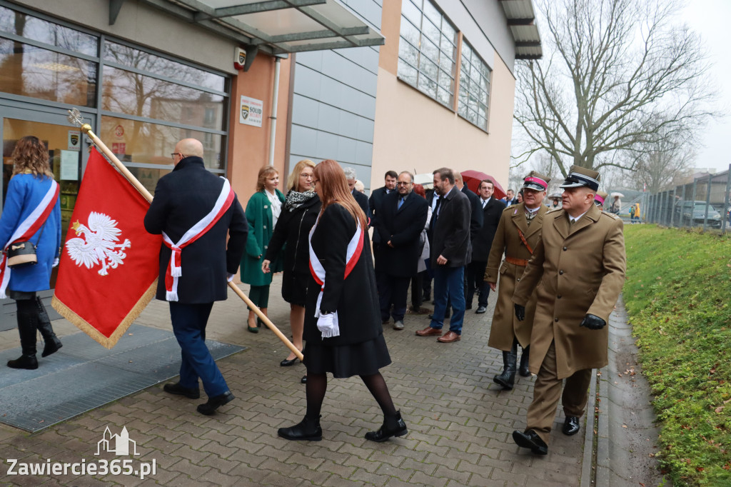 Fotorelacja - Poświęcenie Standaru Sp1 w Porębie