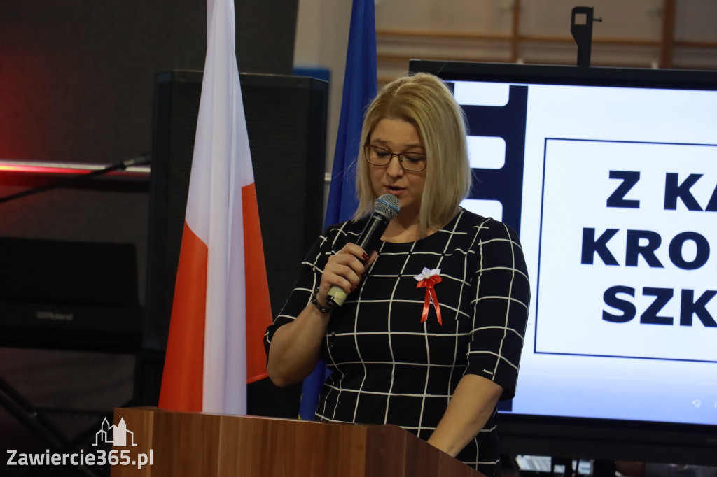 FOTORELACJA - Uroczystość Nadania Sztandaru Sp1 Poręba