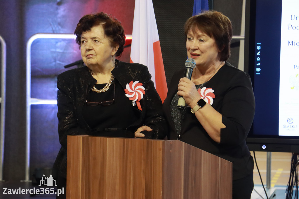 FOTORELACJA - Uroczystość Nadania Sztandaru Sp1 Poręba