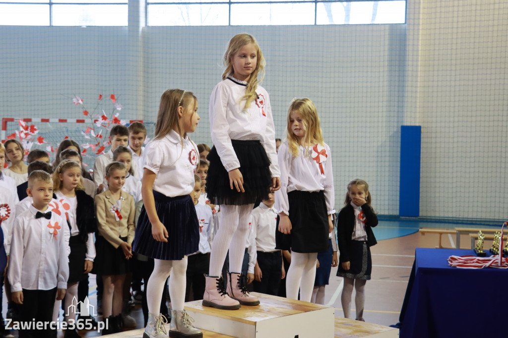 FOTORELACJA - Uroczystość Nadania Sztandaru Sp1 Poręba