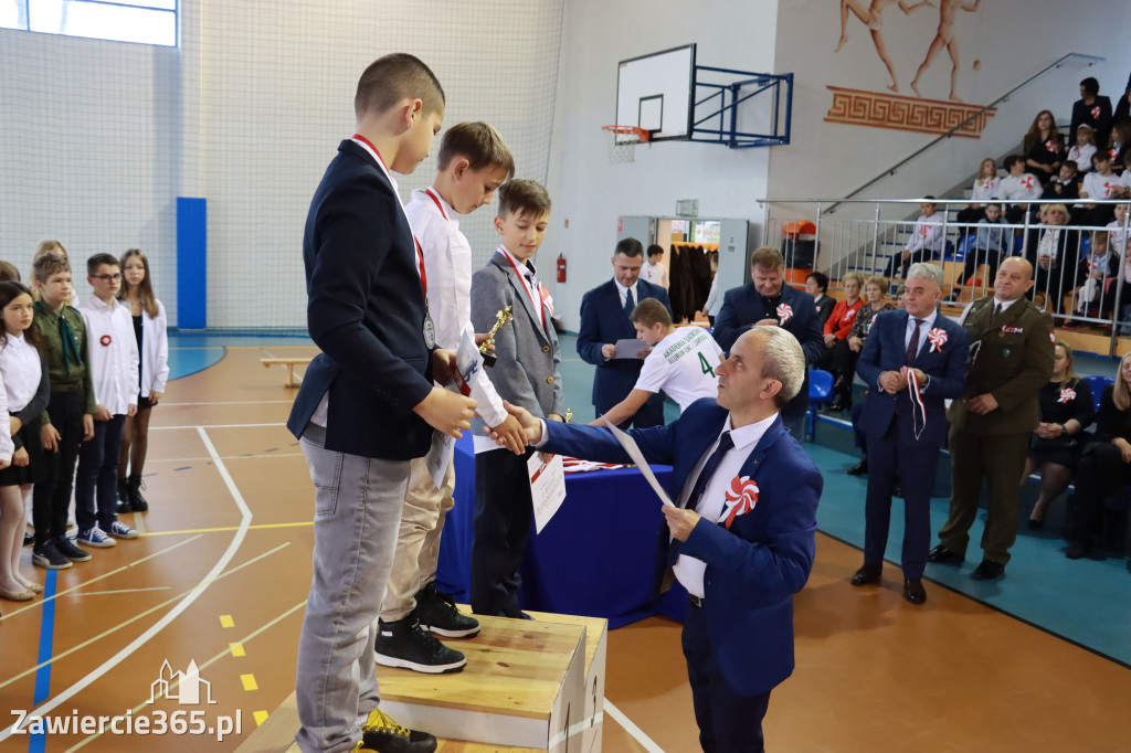 FOTORELACJA - Uroczystość Nadania Sztandaru Sp1 Poręba