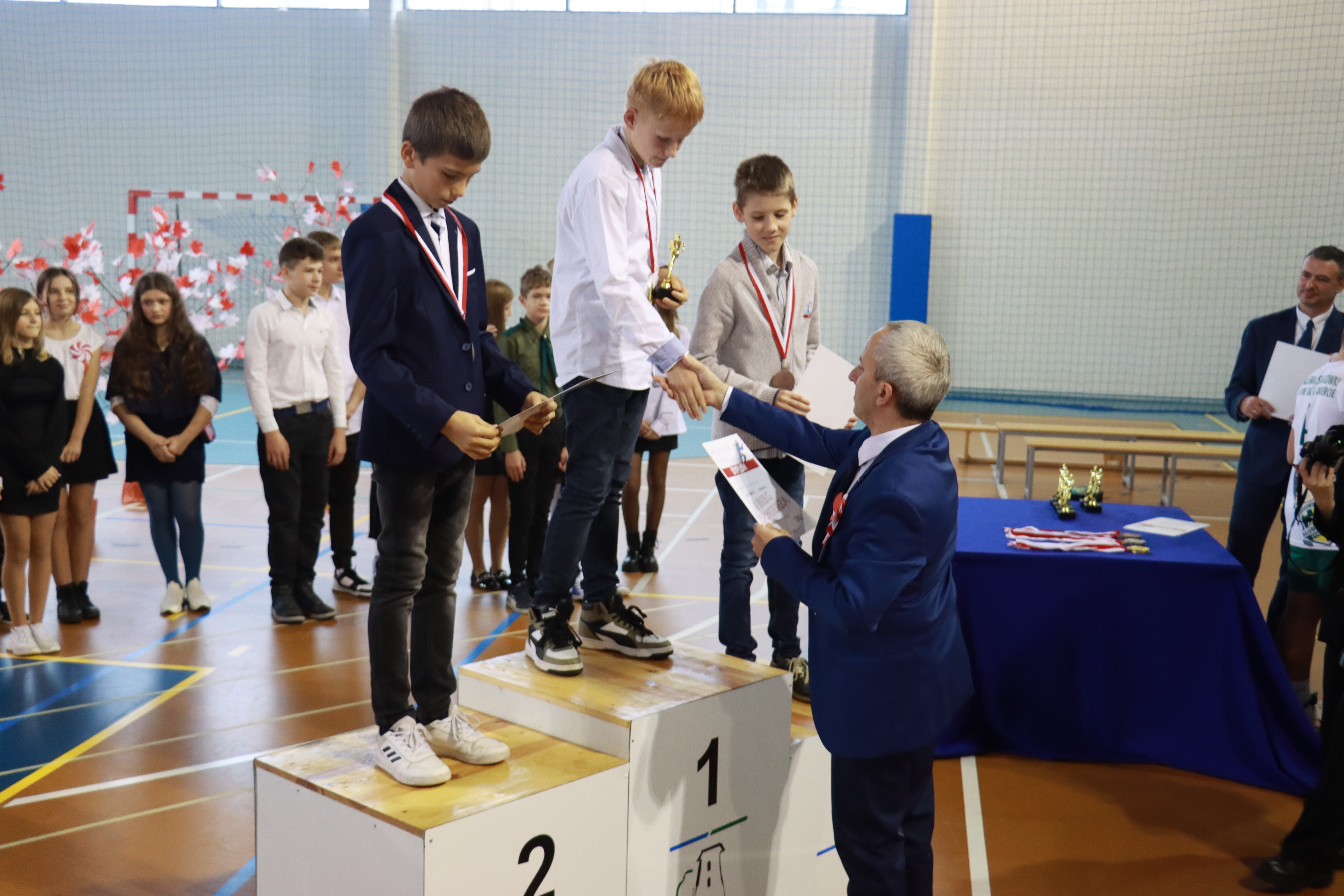 FOTORELACJA - Uroczystość Nadania Sztandaru Sp1 Poręba