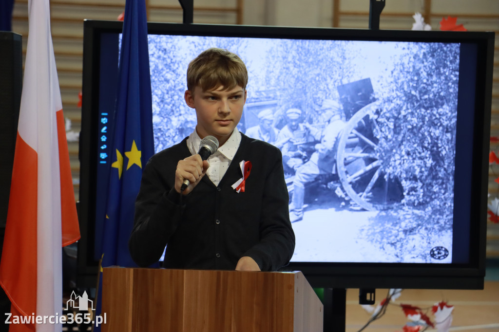 FOTORELACJA - Uroczystość Nadania Sztandaru Sp1 Poręba