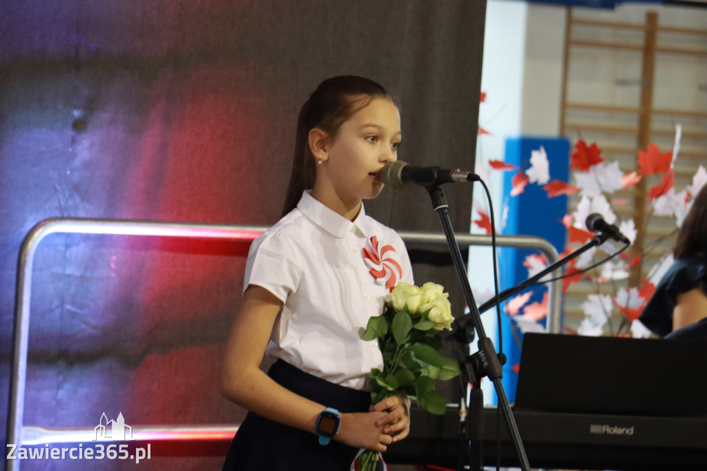 FOTORELACJA - Uroczystość Nadania Sztandaru Sp1 Poręba