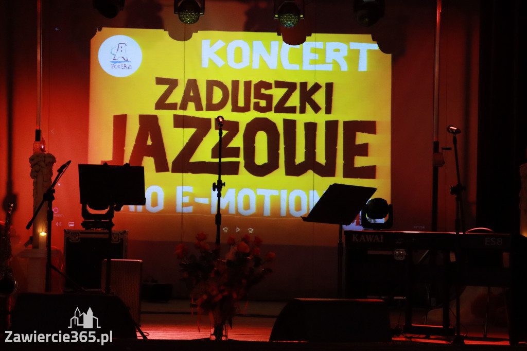 Fotorelacja Koncert Zaduszki Jezzowe w Porębie.