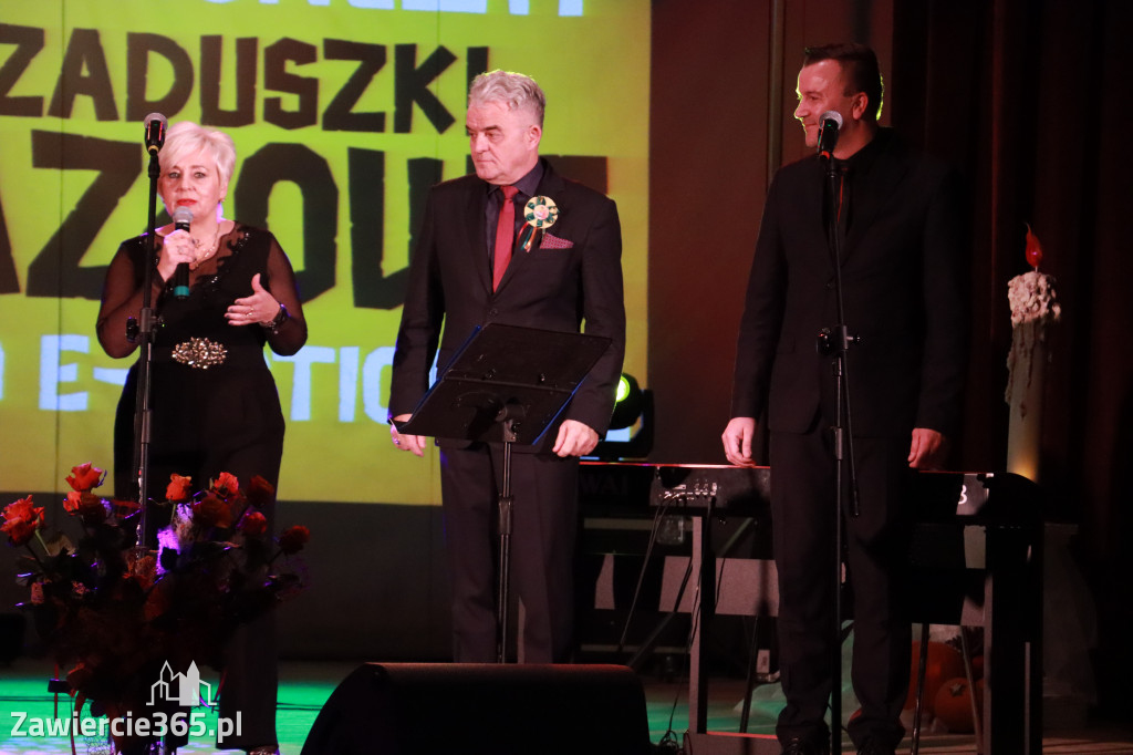 Fotorelacja Koncert Zaduszki Jezzowe w Porębie.