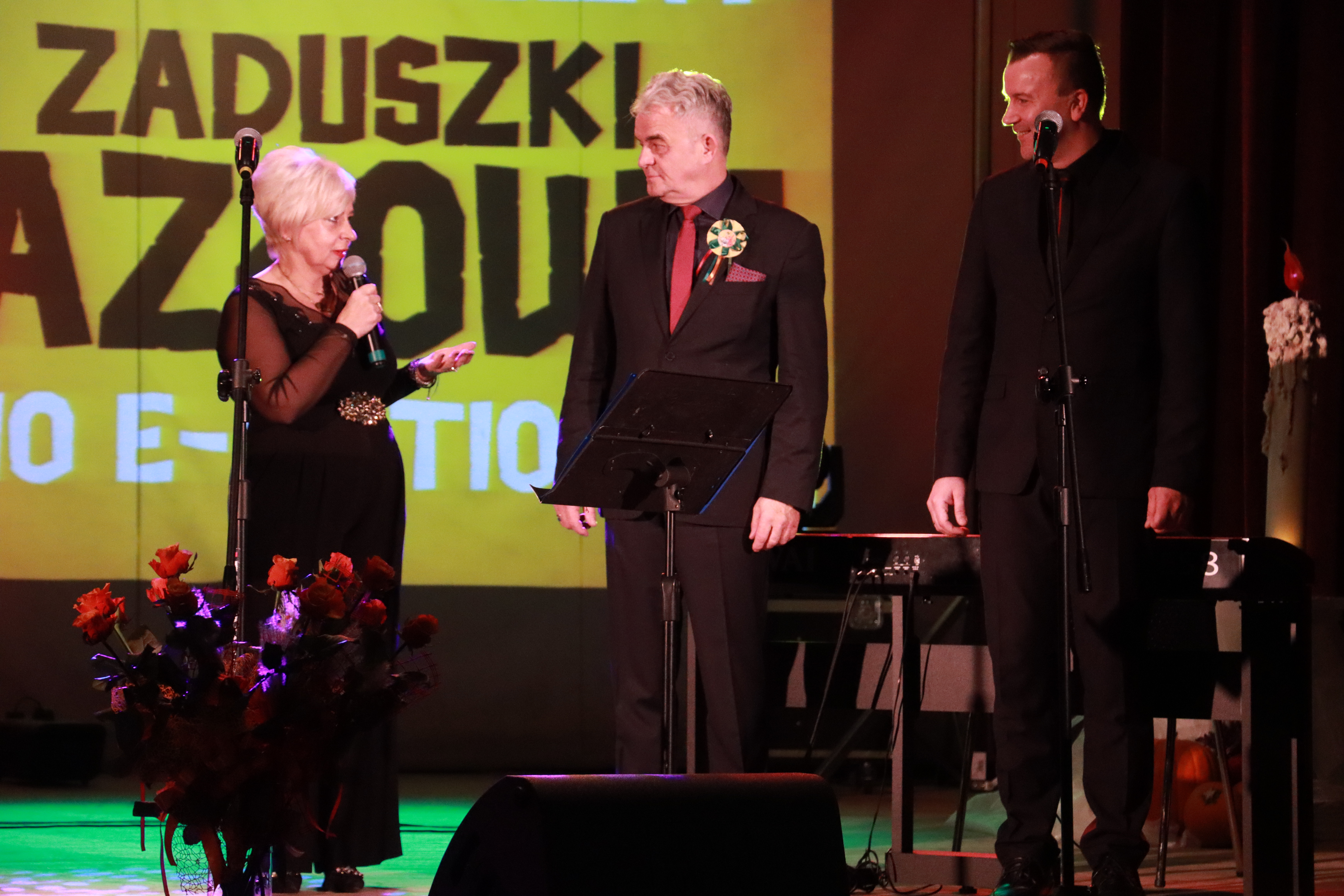 Fotorelacja Koncert Zaduszki Jezzowe w Porębie.